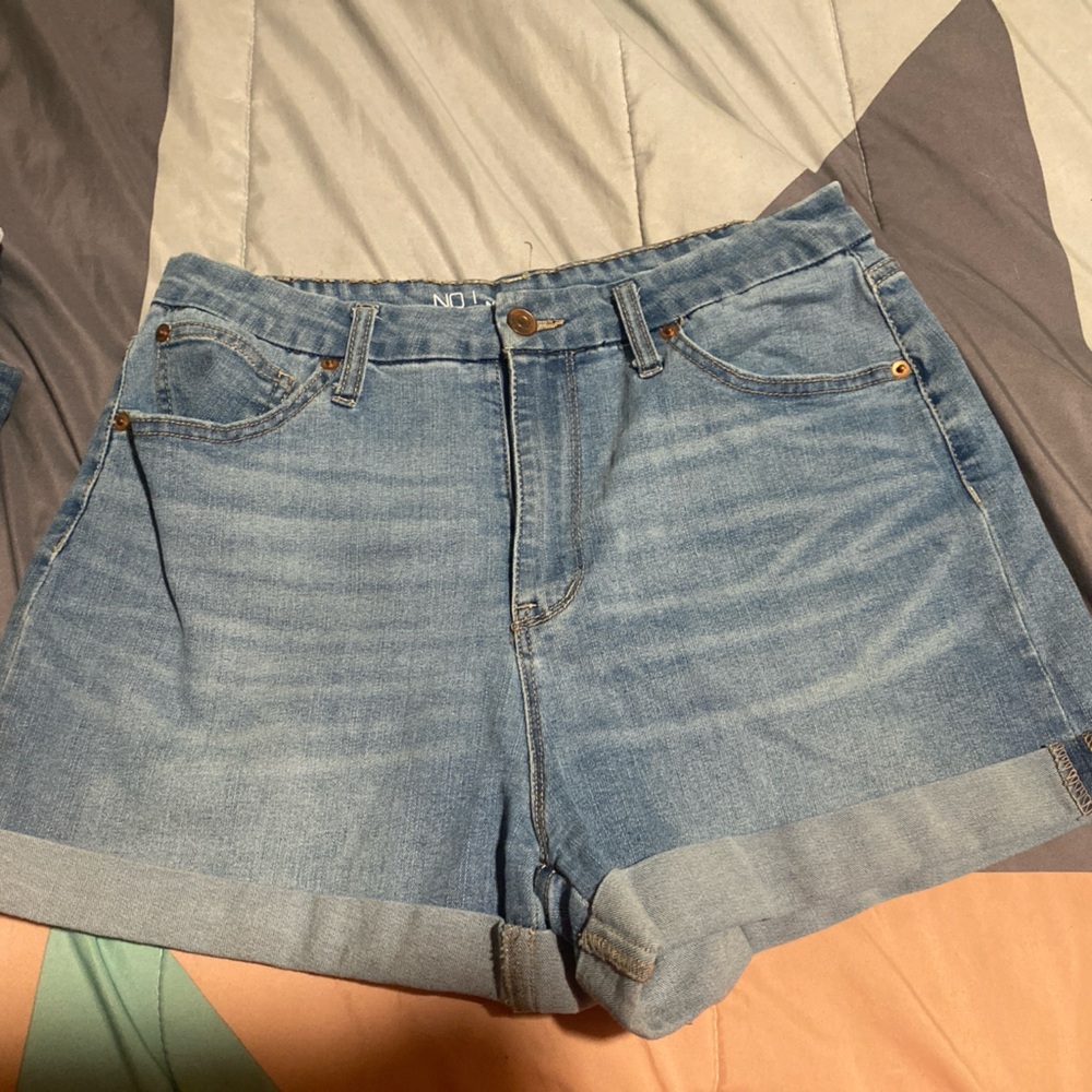 NOBO Design shorts